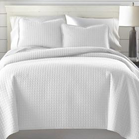 Full/Queen Lightweight White Ultra Soft 3-Piece Microfiber Quilt Set
